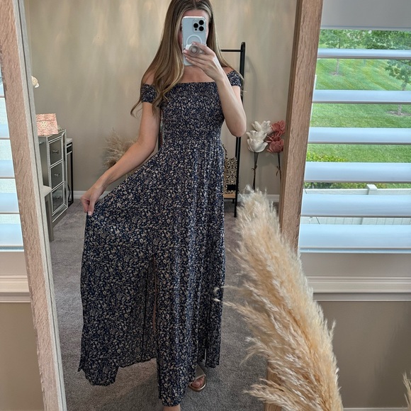 Floral Maxi Dress - Picture 2 of 6